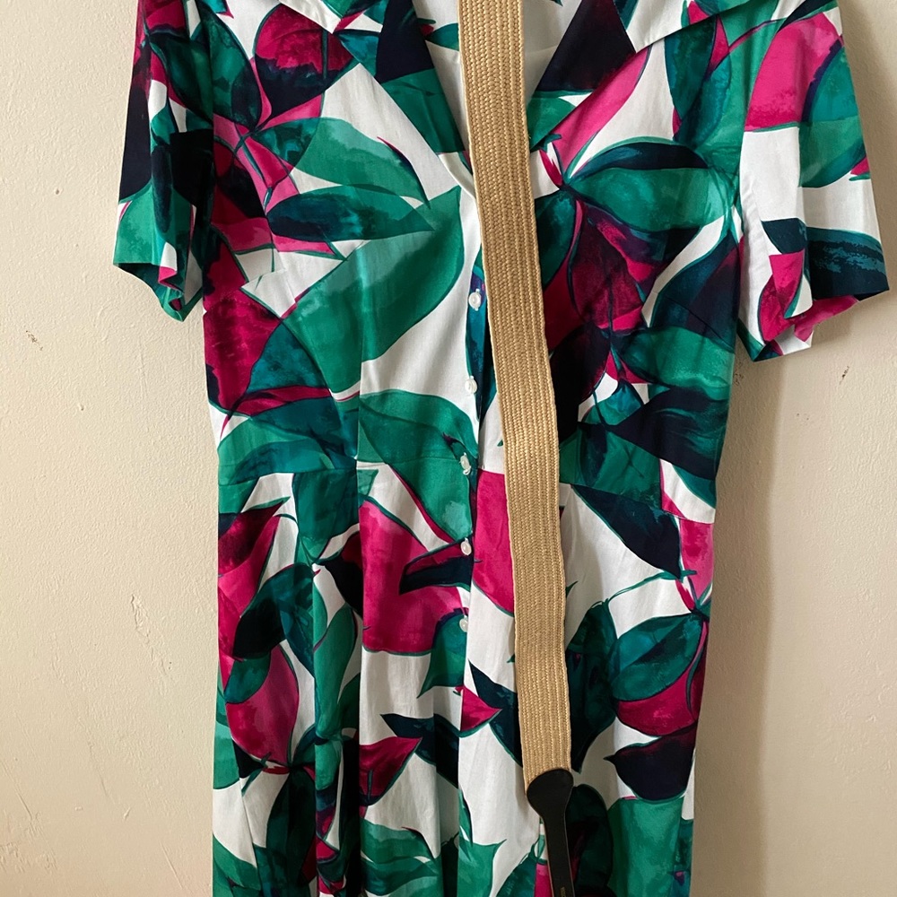 Dress - Picture 4 of 8